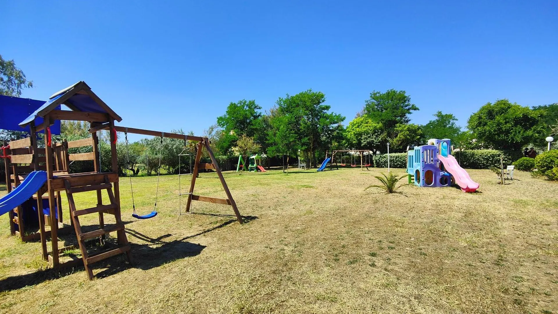Long Beach Village Residence Sul Mare Spiaggia Privata Inclusa Lido Adriano Italy