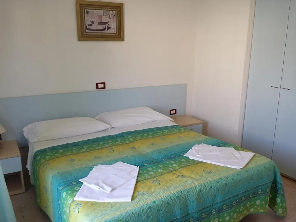 Aparthotel Long Beach Village Residence Sul Mare Spiaggia Privata Inclusa Lido Adriano