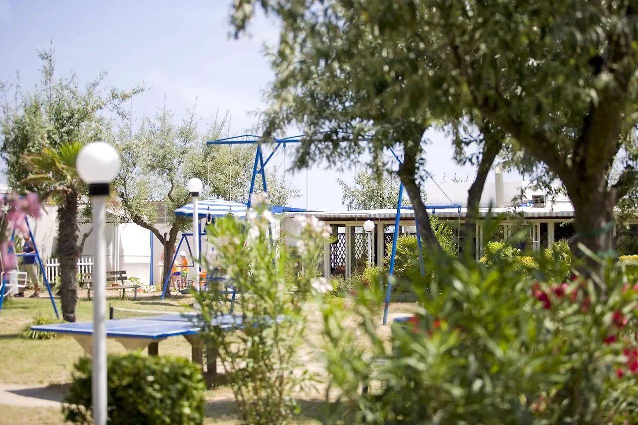 Aparthotel Long Beach Village Residence Sul Mare Spiaggia Privata Inclusa Lido Adriano