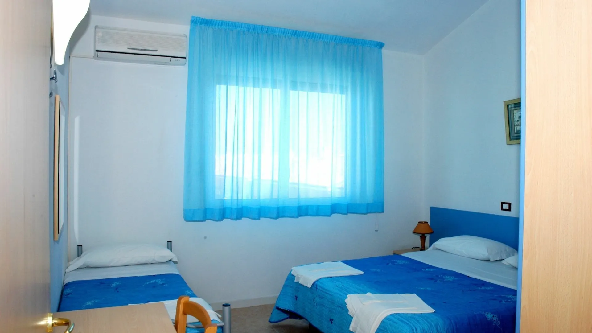 Long Beach Village Residence Sul Mare Spiaggia Privata Inclusa Lido Adriano 2*,